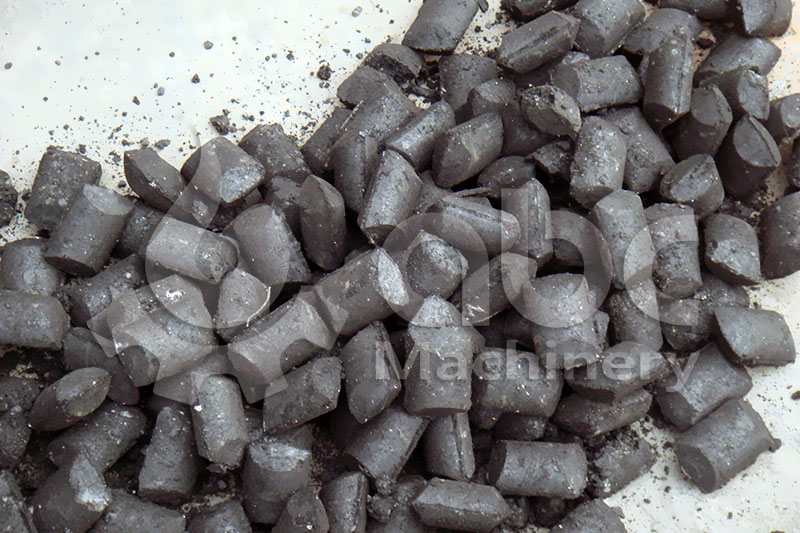 Coal / charcoal Briquettes in square pillow shape