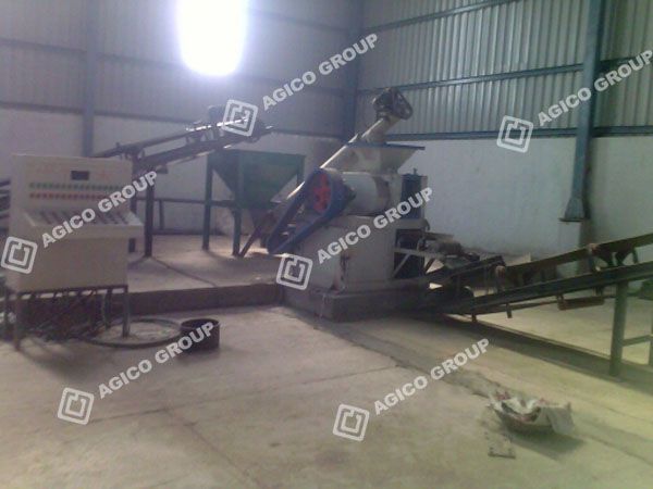 1 Ton Charcoal Briquette Machine Plant